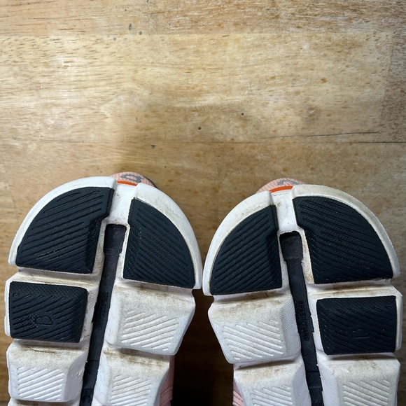 On Cloud X 3 Sneakers REFLECTIVE Womens Sz 6.5 Running Shoes Sneakers Rose Sand - Picture 9 of 12